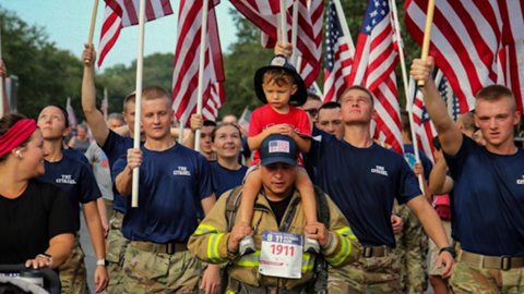 Cadets from The Citadel accompany runners at Travis Manion Foundation’s 9/11 Heroes Run in Charleston, South Carolina. (Credit: Travis Manion Foundation)
